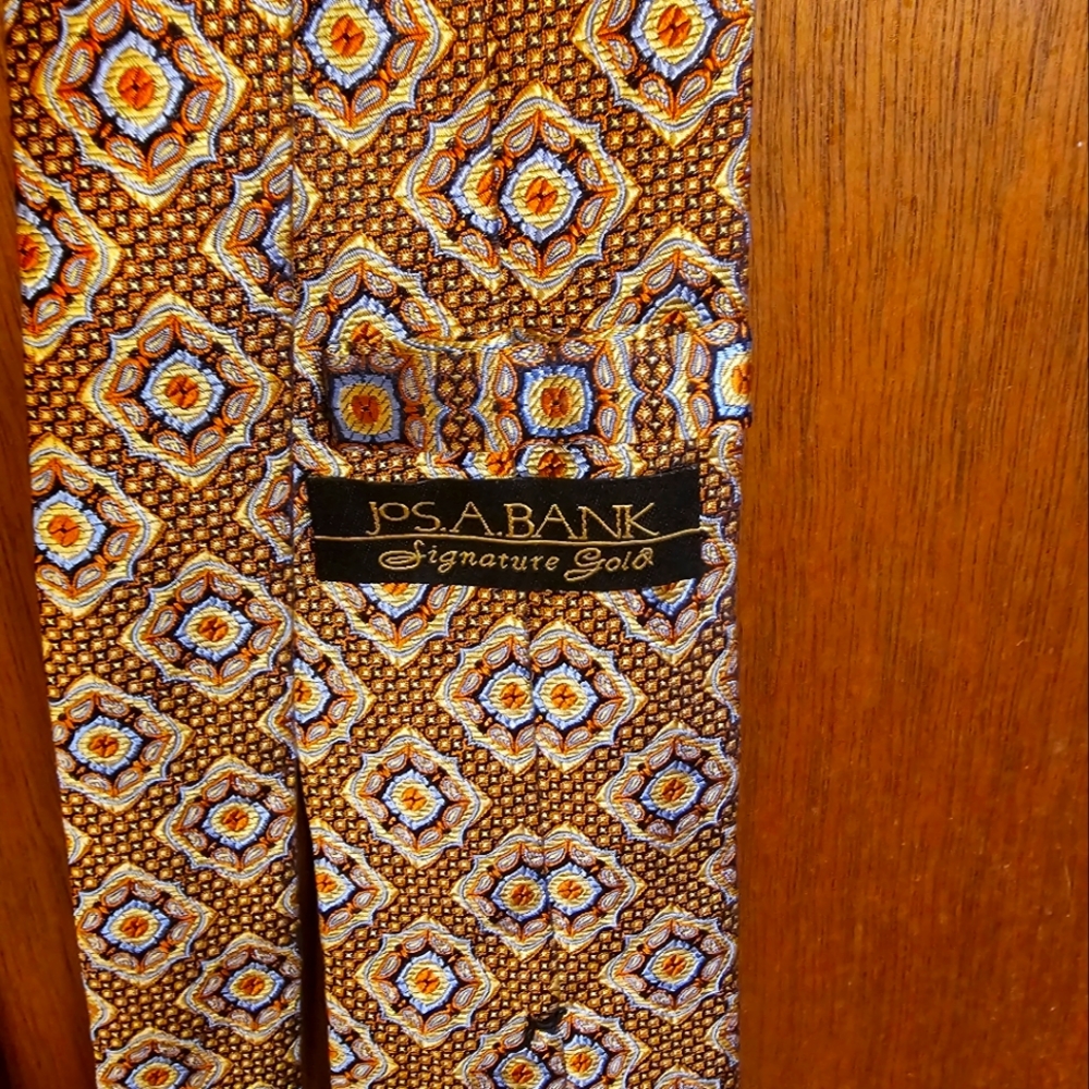 Tie